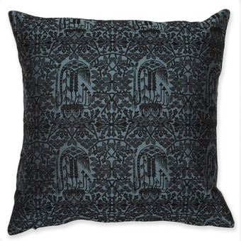 Thumb_crane_blue_grey_black